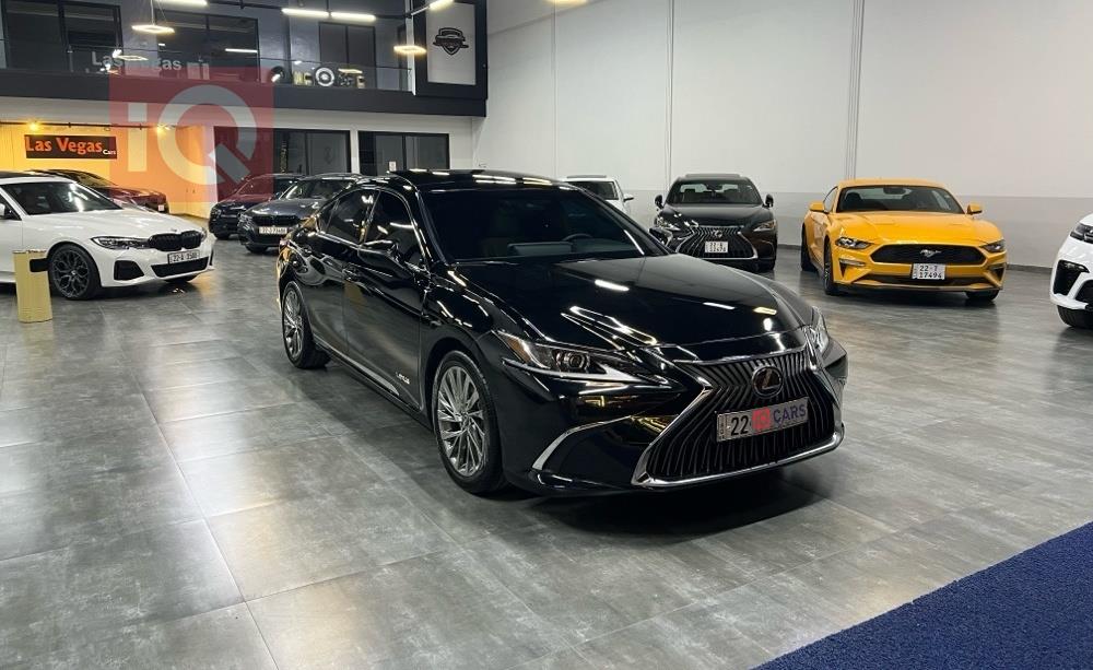 https://cdn.iqcars.io8a48dcb7-55f1-4cc4-abf6-acf99bc5e446_0.jpg
